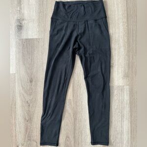 Aerie the hugger high rise legging size medium black with pockets